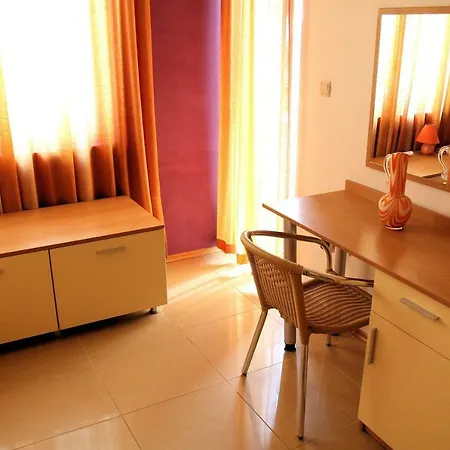 Amadeus 1 Apartment *